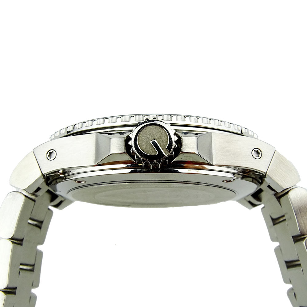 Gucci Diver Steel Quartz YA136301 RRP £980