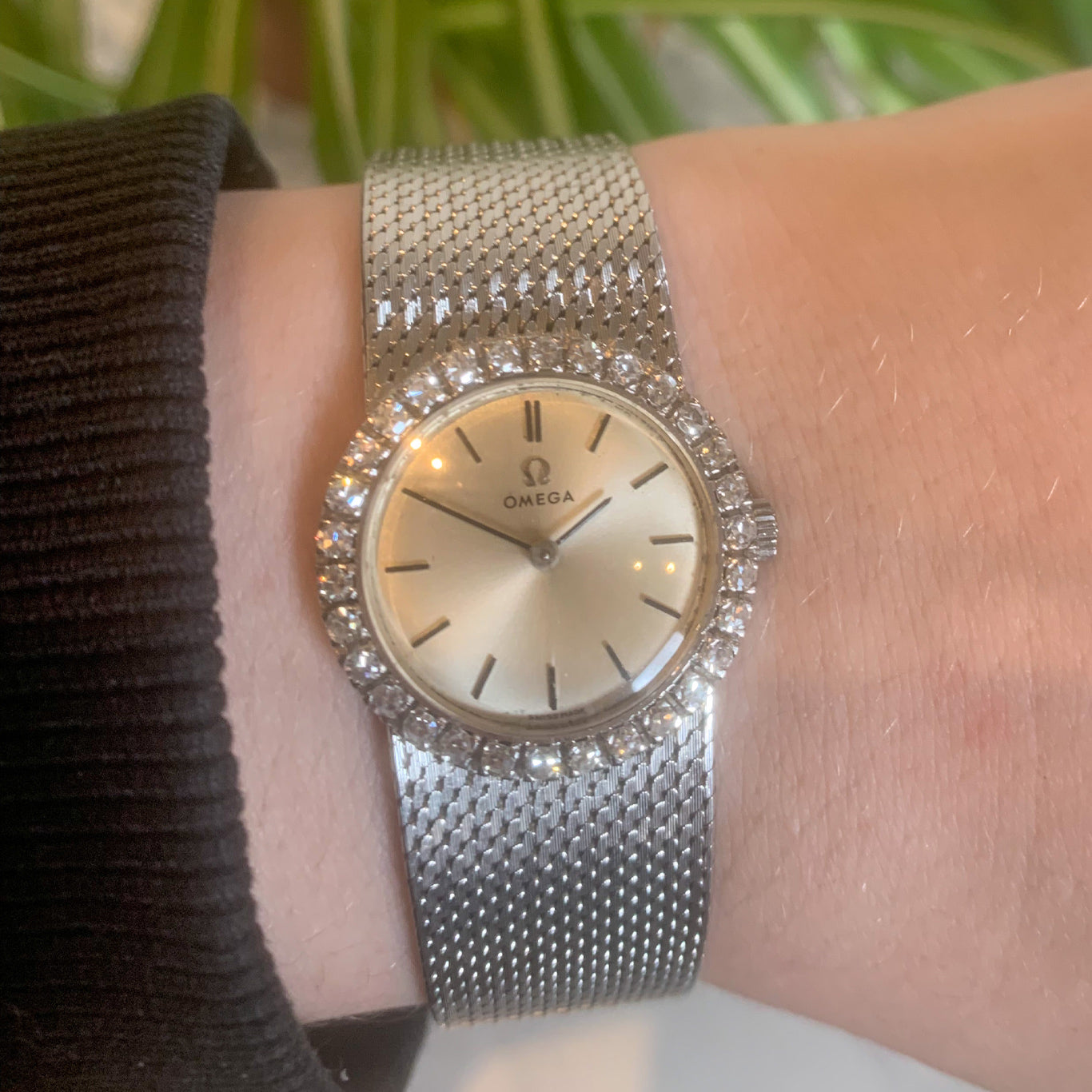 Omega Vintage 18ct White Gold Diamond Mechanical