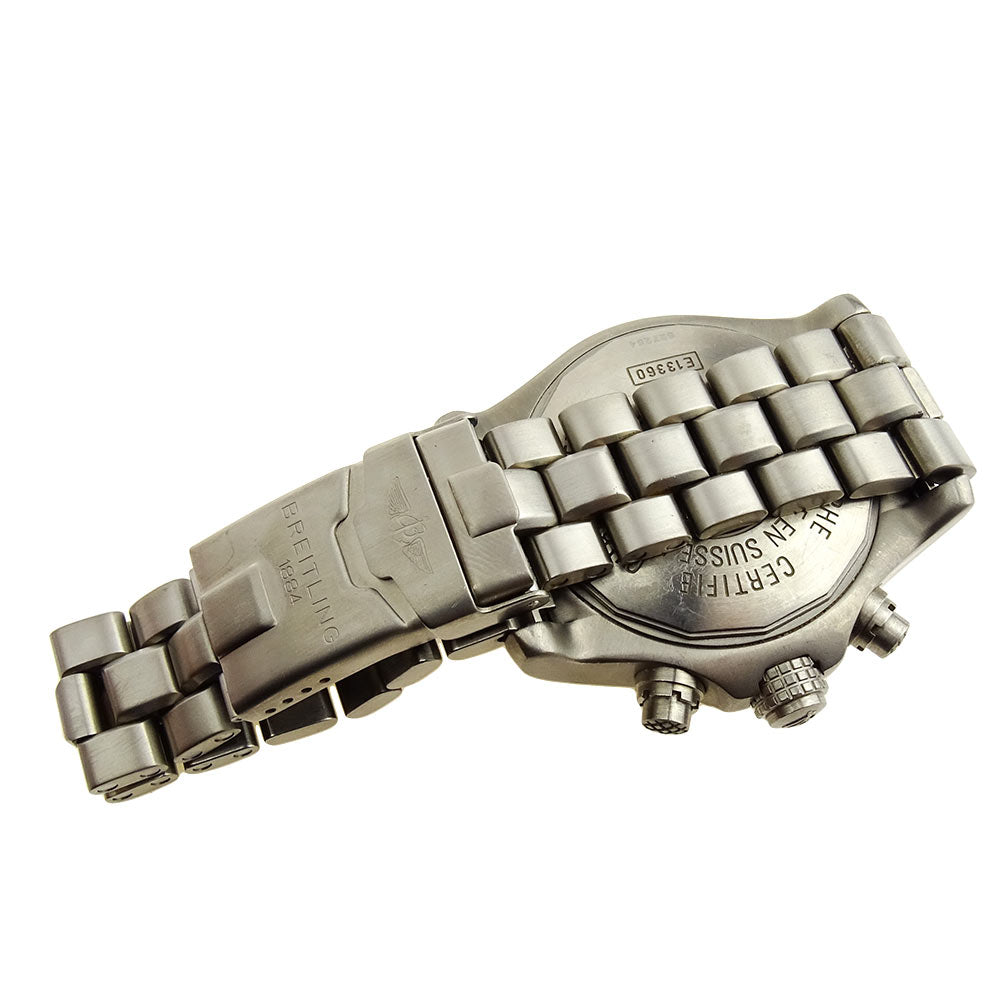 Breitling Chrono Avenger Titanium E13360