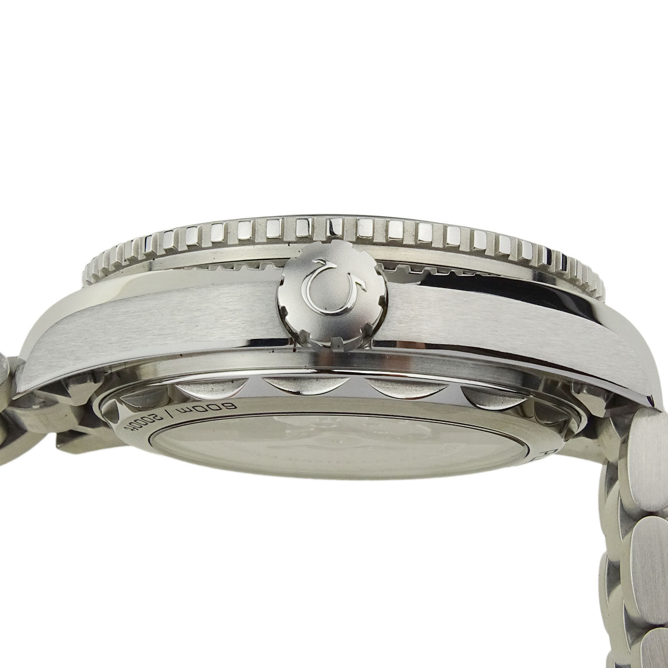Omega Seamaster Planet Ocean 215.30.44.21.01.001