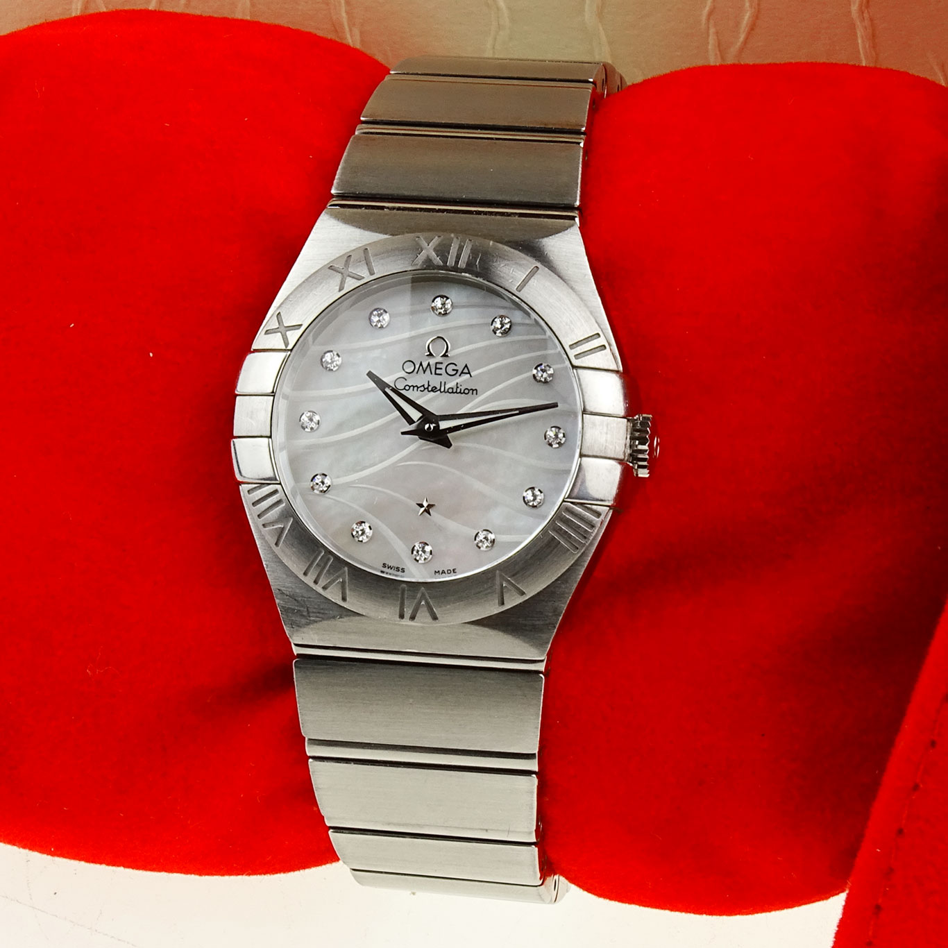 Omega Lady Constellation Diamond Dot 123.10.27.60.55.003