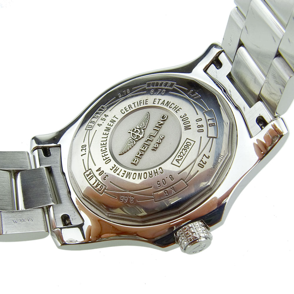 Breitling Avenger II GMT A32390