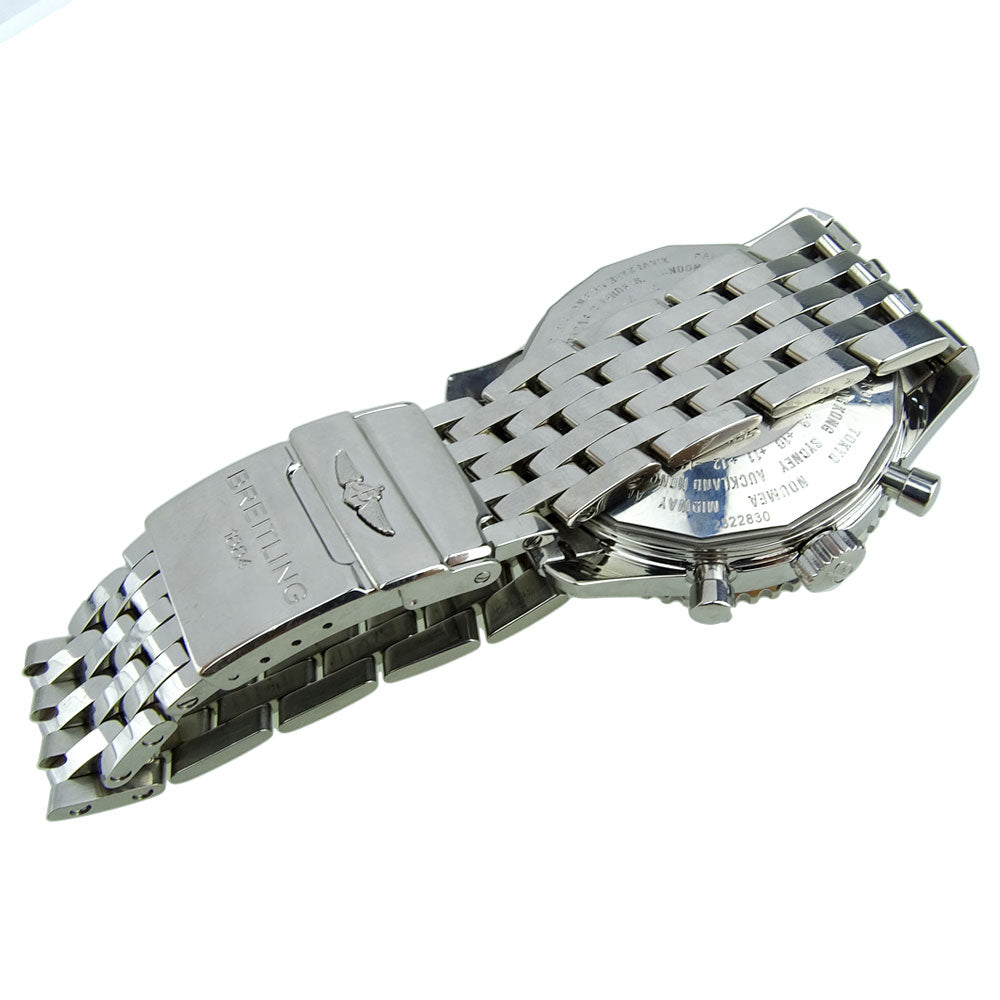 Breitling Navitimer World Automatic A24322