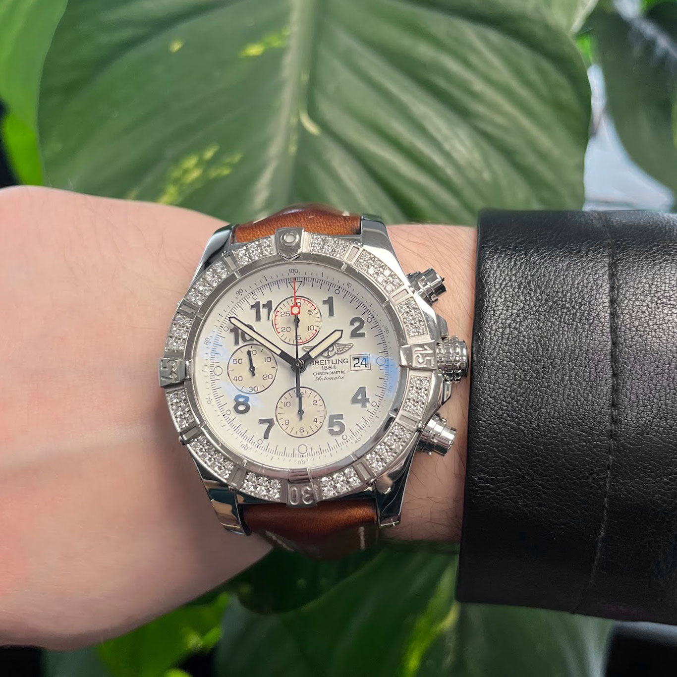 Breitling Super Avenger Diamond Bezel A13370