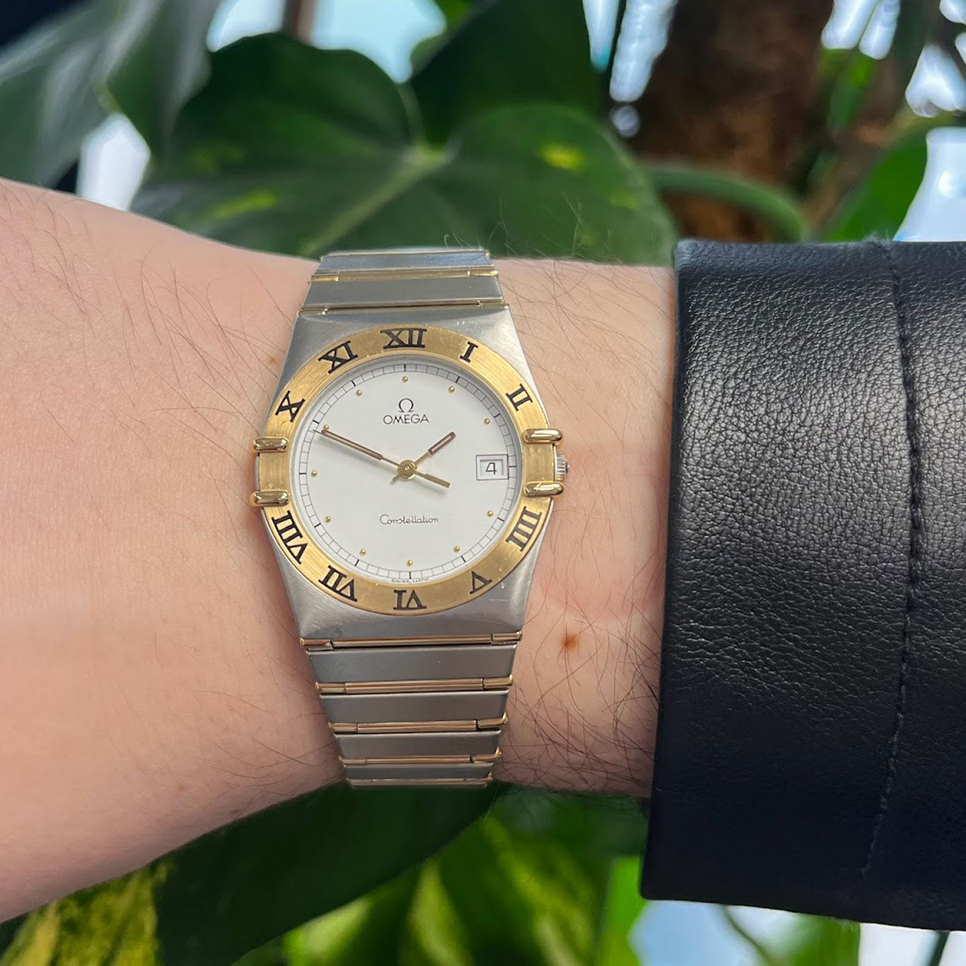 Omega Constellation Stainless Steel and Gold Quartz 1210.20.00