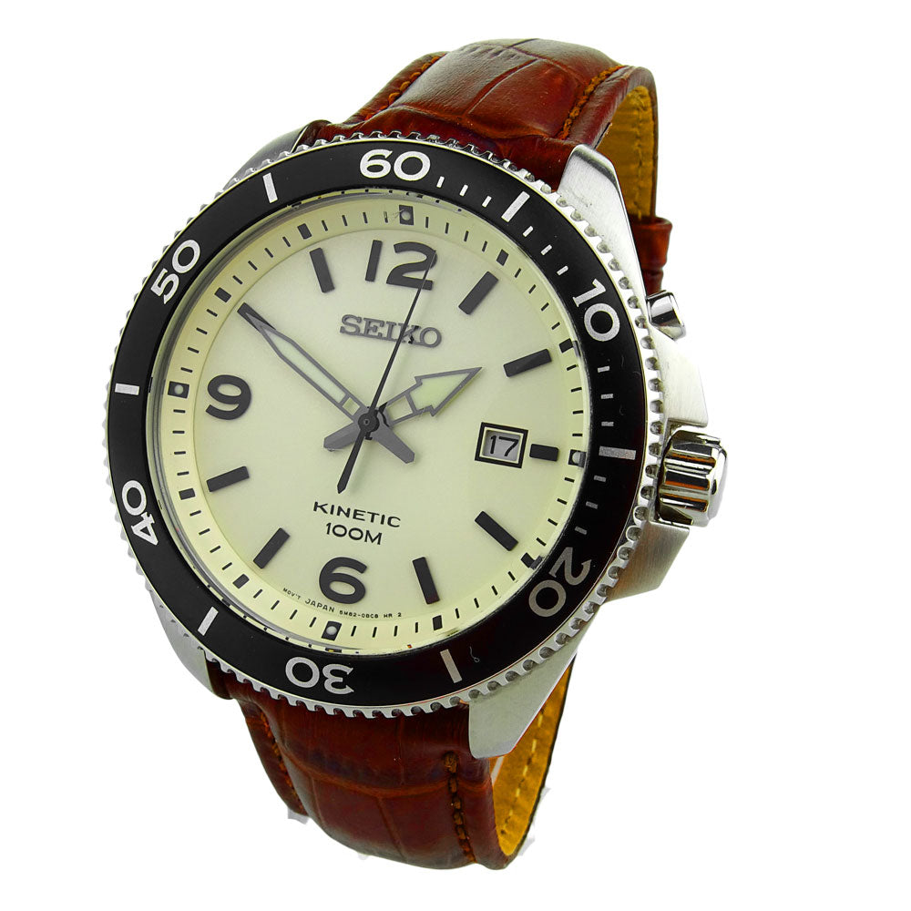 Seiko Kinetic 5M82-0AY0
