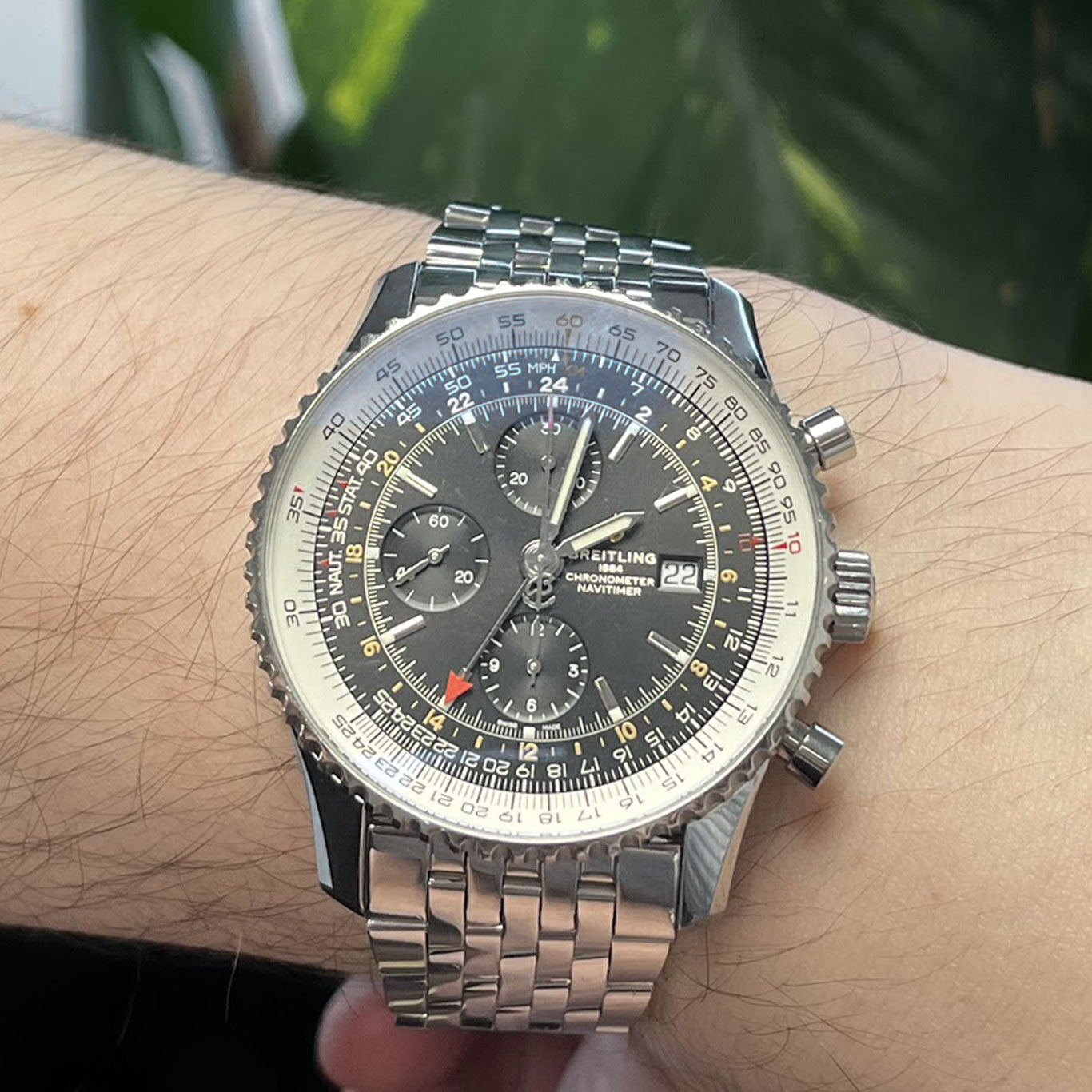 Breitling Navitimer World Automatic A24322