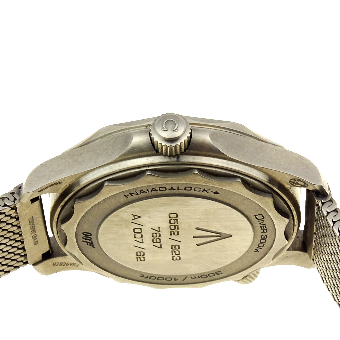 Omega Seamaster Diver 300m "No Time To Die" 210.90.42.20.01.001