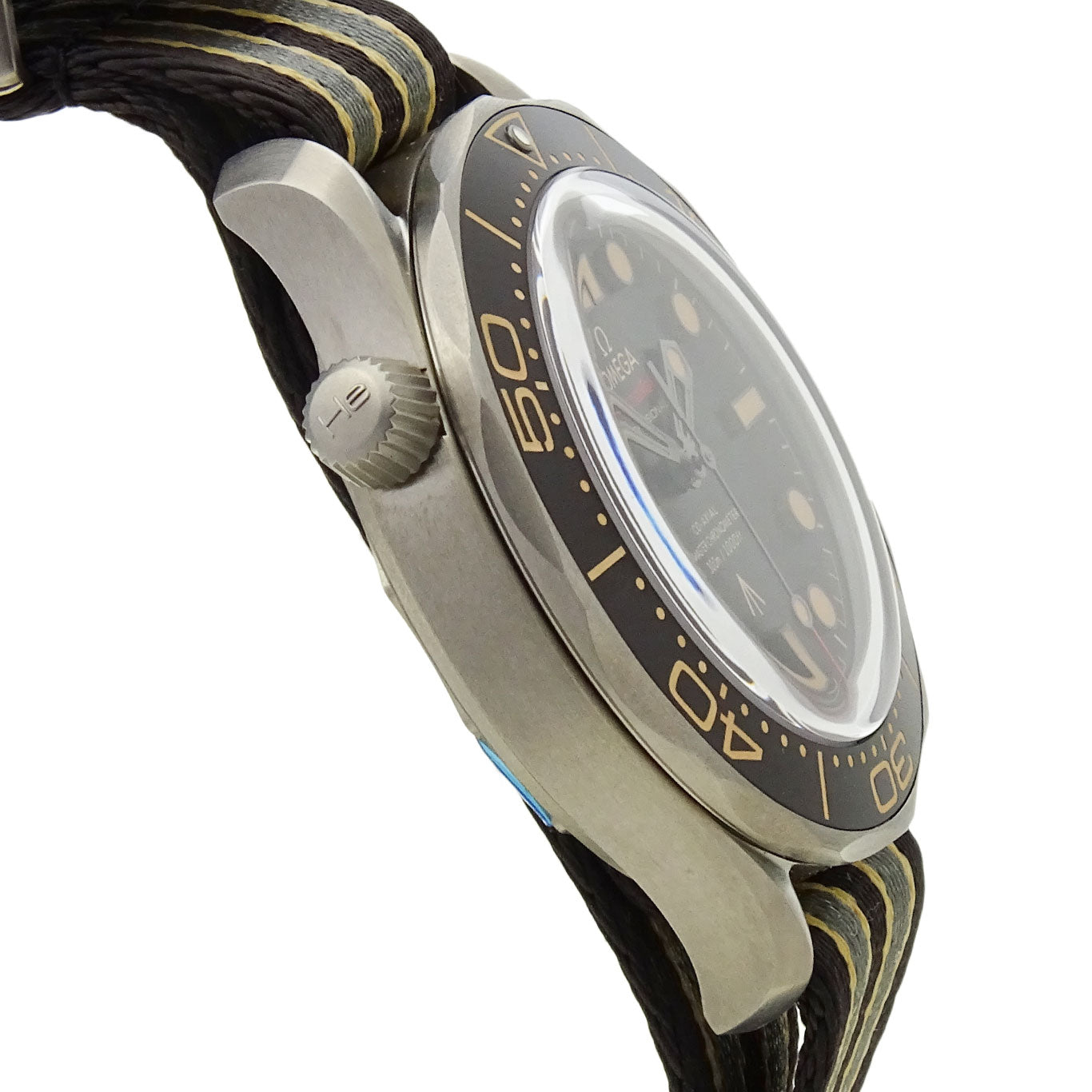 Omega Seamaster Diver 300m Titanium 007 Edition 210.92.42.20.01.001
