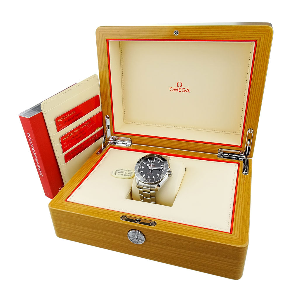 Omega Seamaster Planet Ocean 215.30.44.21.01.001