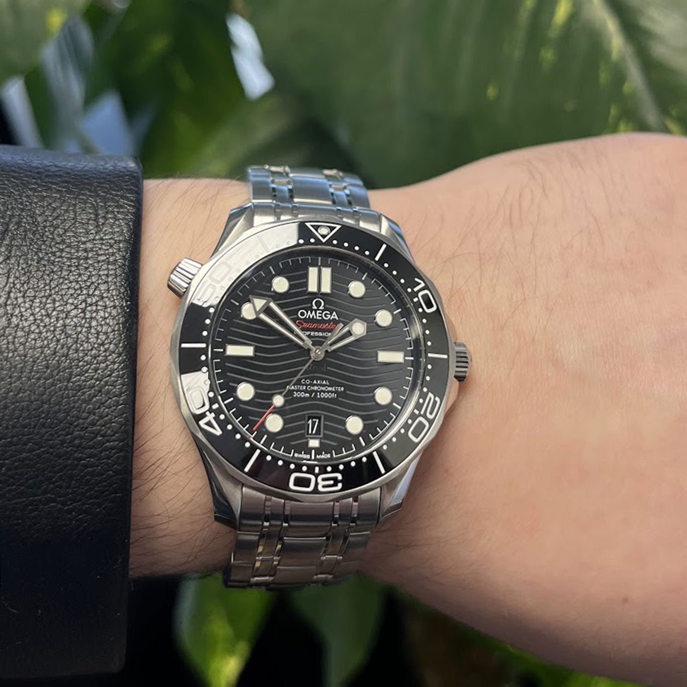 Omega Seamaster Diver 300m Master Co-Axial 210.30.42.20.01.001