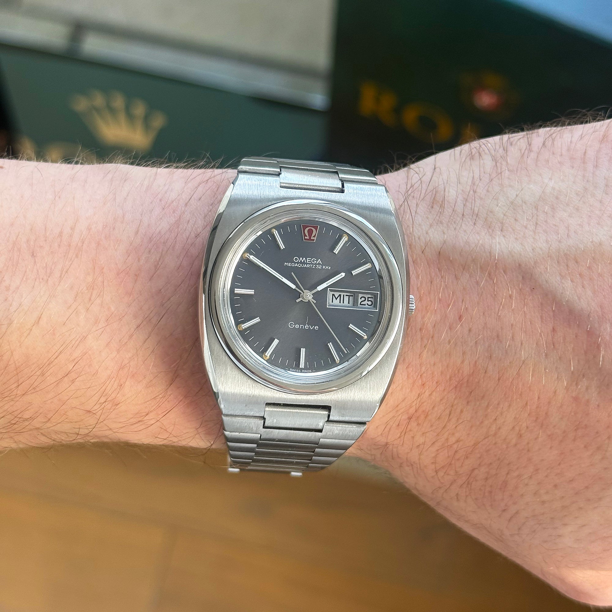 Omega Geneve Megaquartz 196.0033