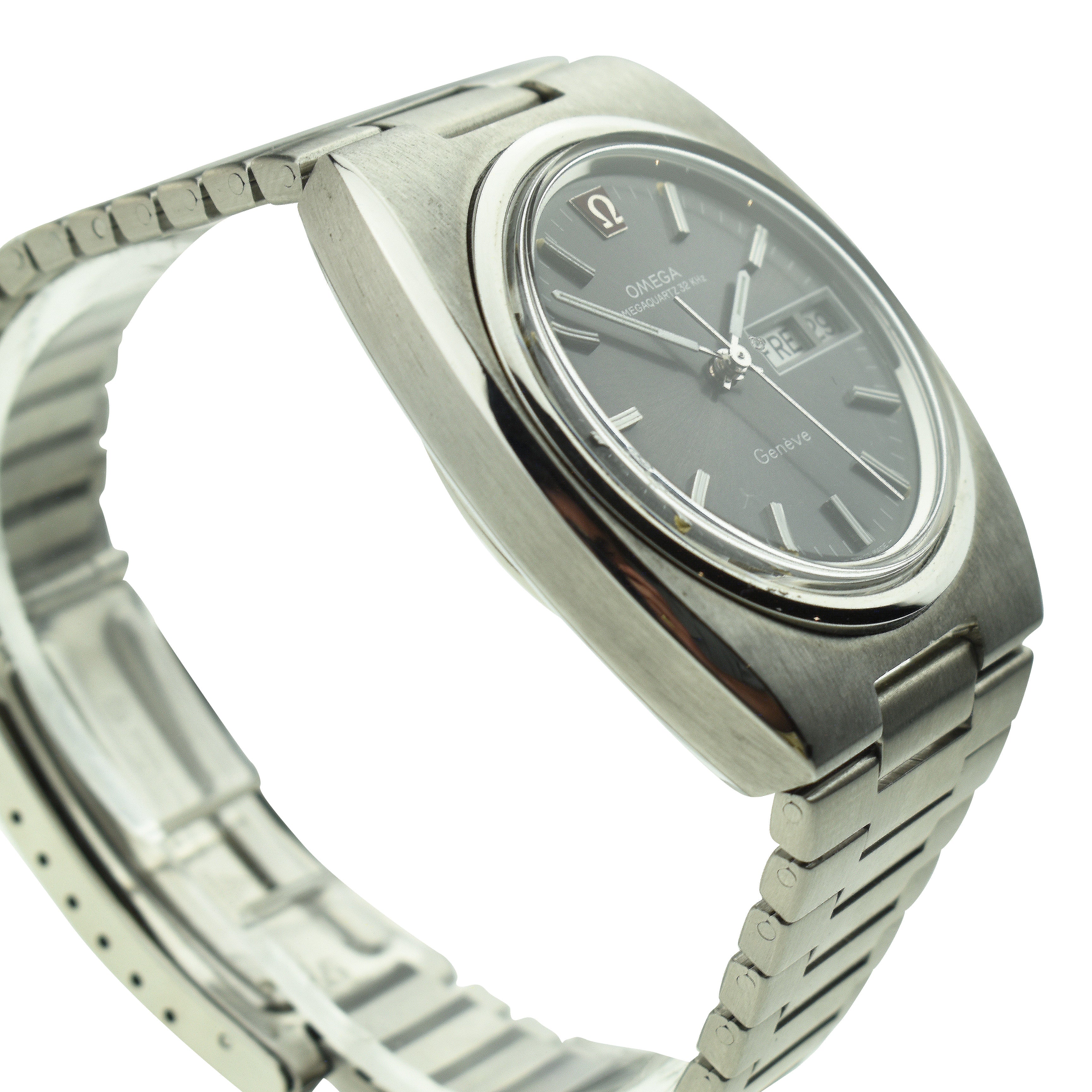 Omega Geneve Megaquartz Day Date 196.0033
