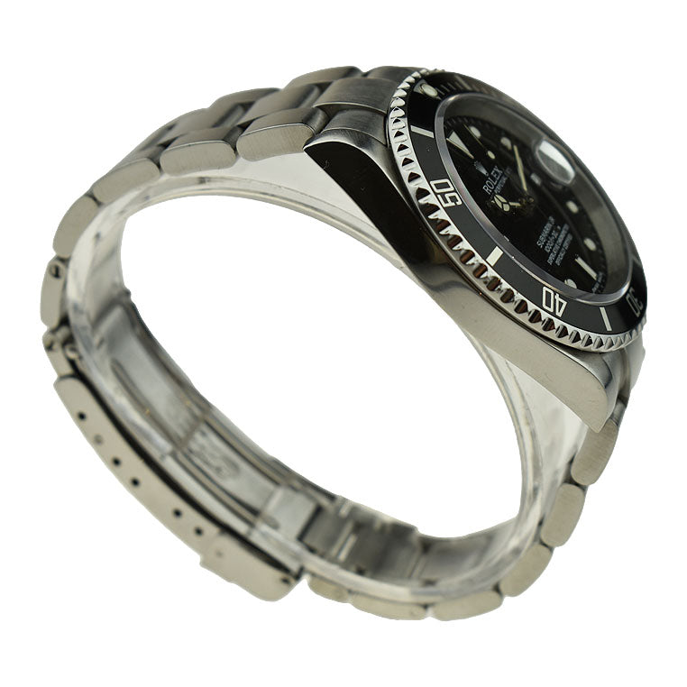 Rolex Submariner Oyster Perpetual Date 16610